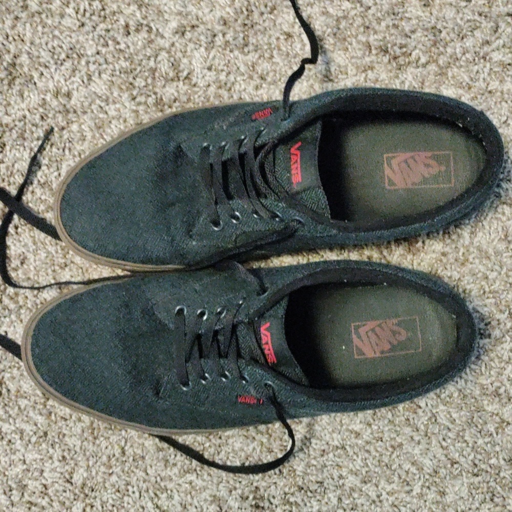 Vans Atwood 13 green rubber sole sneakers